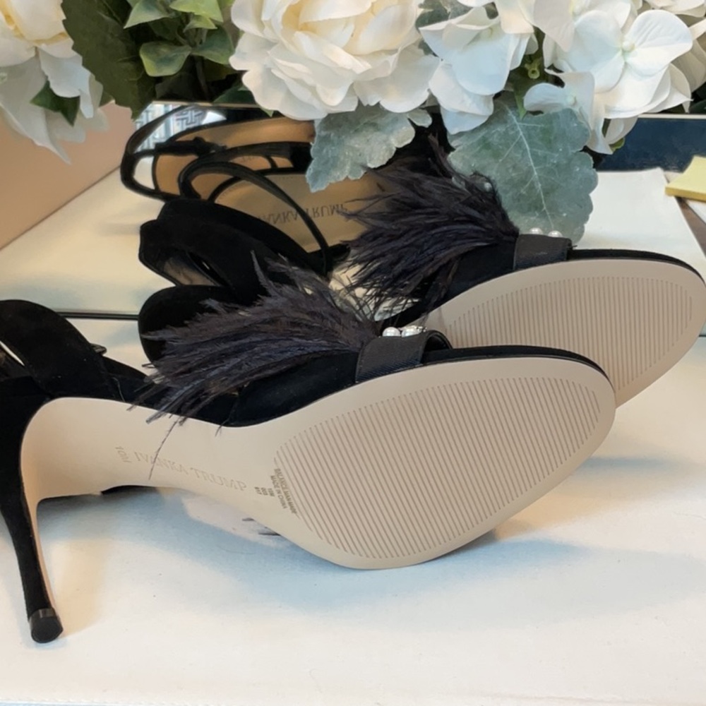Ivanka Trump Black Stiletto Heels with Feather Embellishments - Picture 8 of 9